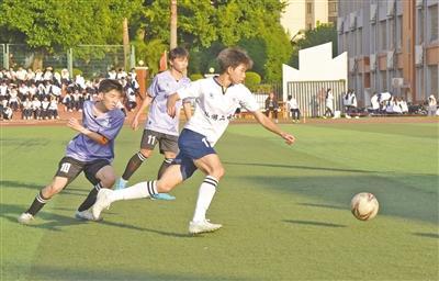 綠茵爭(zhēng)鋒　青春飛揚(yáng)  我縣第七屆中小學(xué)生足球賽收官